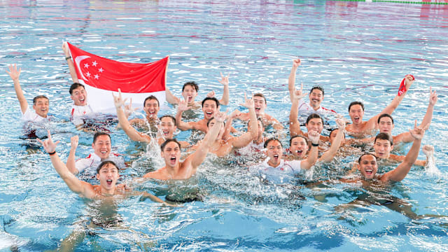 环足奖2025年最佳女足俱乐部候选：阿森纳女足、巴萨女足领衔（2025环足奖最佳女足俱乐部候选出炉：巴萨女足与阿森纳女足领跑）