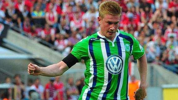 名记：苏亚雷斯拒绝乌拉圭民族邀请，暂时不考虑回归家乡球队（权威记者：苏亚雷斯婉拒乌拉圭民族队邀约，短期内无意回归家乡俱乐部）