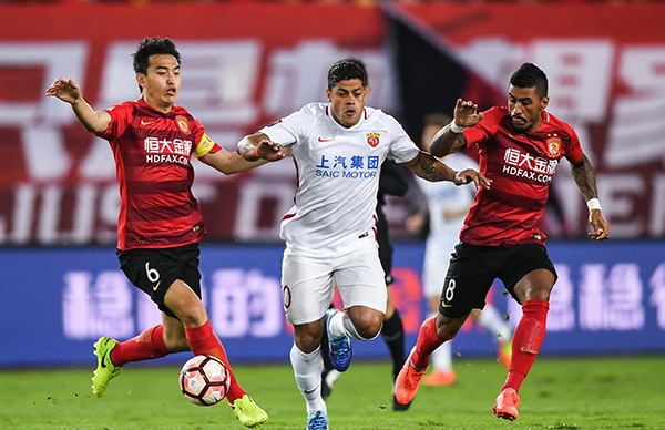 病急乱投医？官方：前米堡主帅罗伯·爱德华兹重返狼队担任主教练（官方确认：前米德尔斯堡主帅罗伯·爱德华兹回归狼队执掌教鞭）