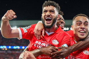 凯恩：希望卡尔不要被外界嘈杂的声音干扰；我很享受参与防守（凯恩：盼卡尔屏蔽外界噪音；参与防守让我乐在其中）