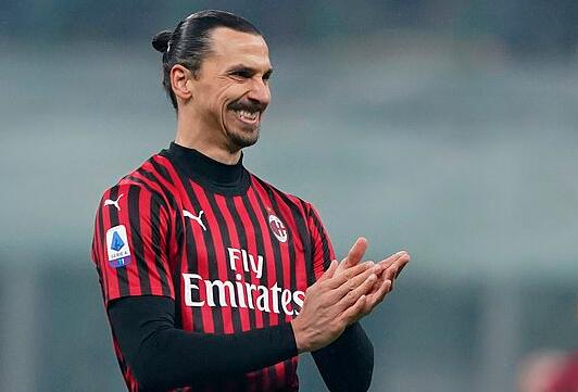 安德莱赫特主帅：孔帕尼足够敏锐，他想了解德卡特不需要问我（安德莱赫特主帅：孔帕尼很敏锐，了解德卡特无需向我打听）