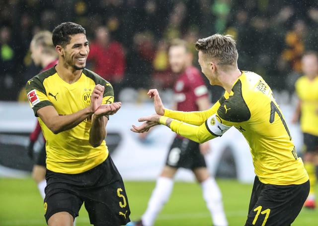 开赛！桐庐上演马术“巅峰对决”（赛事打响！桐庐上演马术巅峰之战）