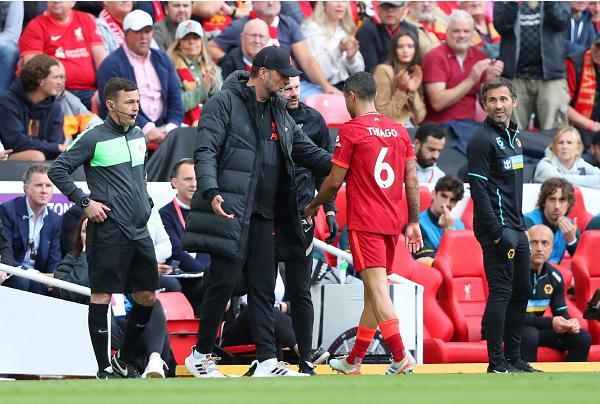 限制鹈鹕命中率37.2%！追梦：我们整晚防守都非常好（将鹈鹕命中率压至37.2%，追梦：整场防守表现出色）