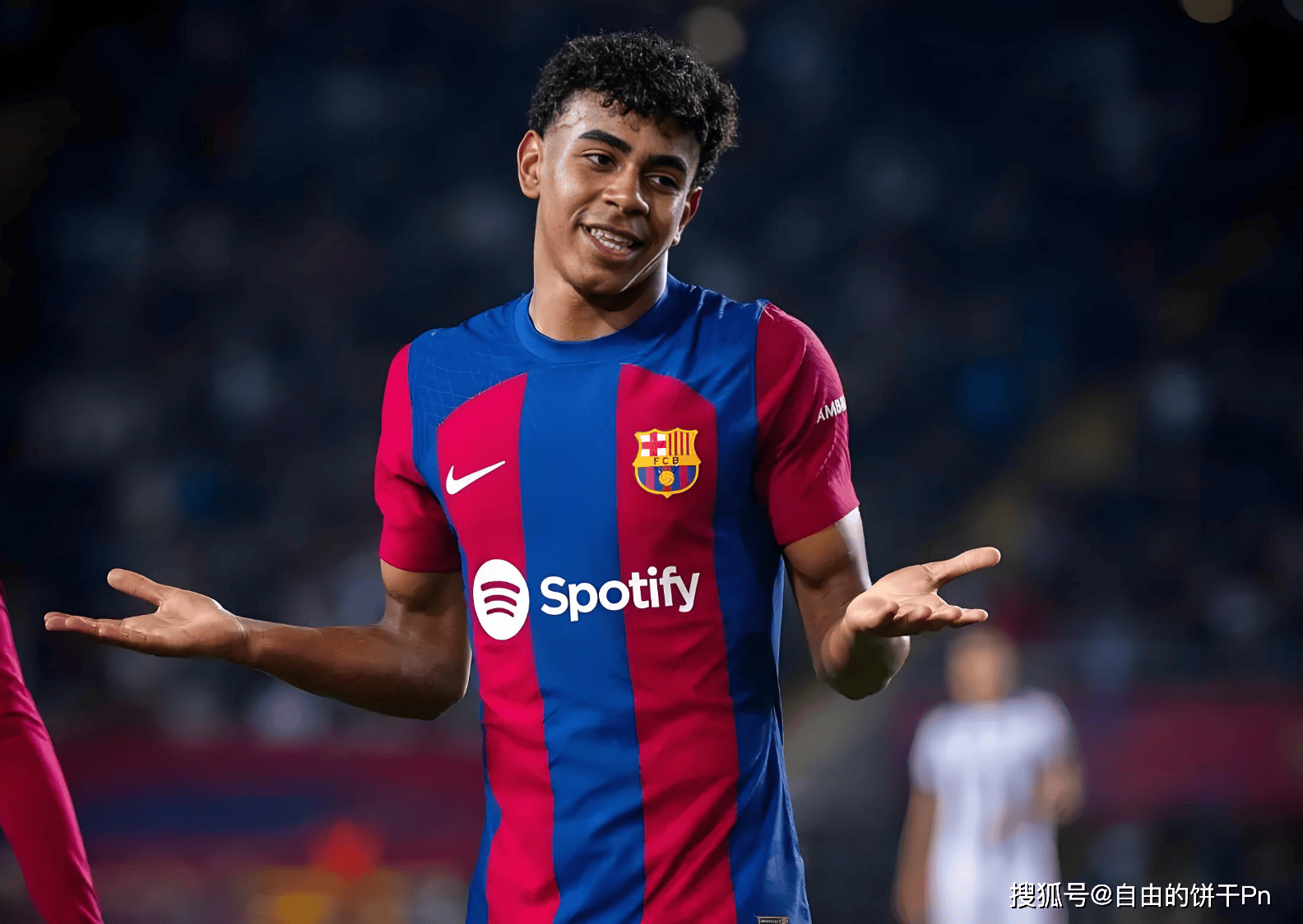 里德谈拜仁兴趣：队友会拿这事开玩笑，这不会分散我的注意力（里德回应拜仁传闻：队友常拿来开玩笑，但不影响我的专注）