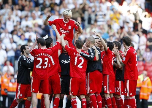 跟队记者：国米已经与16岁边锋杰齐达成续约协议（队记：国米已与16岁边锋杰齐完成续约）