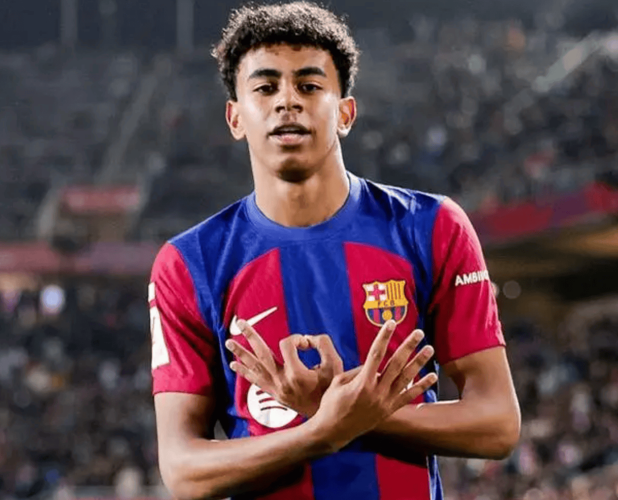 斯基拉：莫拉塔左大腿内收肌严重受伤，预计明年3月才能复出（斯基拉：莫拉塔左大腿内收肌重伤，预计明年3月方能复出）