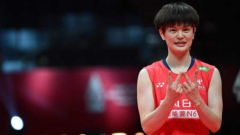 云南玉昆官宣续约赵宇豪徐宏杰 共绘足球新篇章（云南玉昆宣布与赵宇豪、徐宏杰续约 携手开启绿茵新征程）